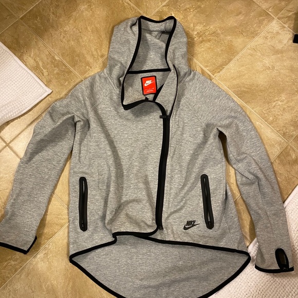 Nike jacket Athleta yoga pants